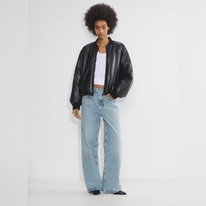 Low Curve Jean